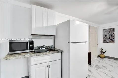 6280 SW 8th Place North Lauderdale FL 33068