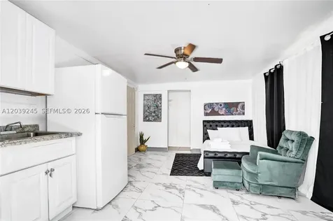 6280 SW 8th Place North Lauderdale FL 33068