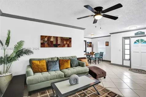6280 SW 8th Place North Lauderdale FL 33068