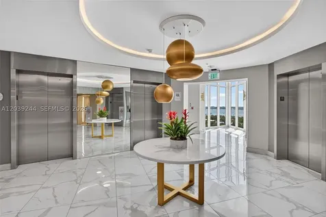 10275 Collins Avenue Bal Harbour FL 33154
