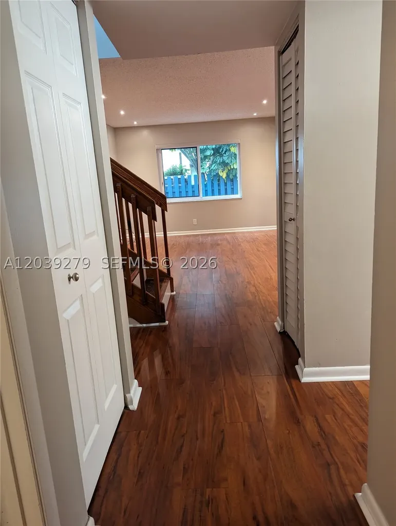 3446 Oak Drive Hollywood FL 33021