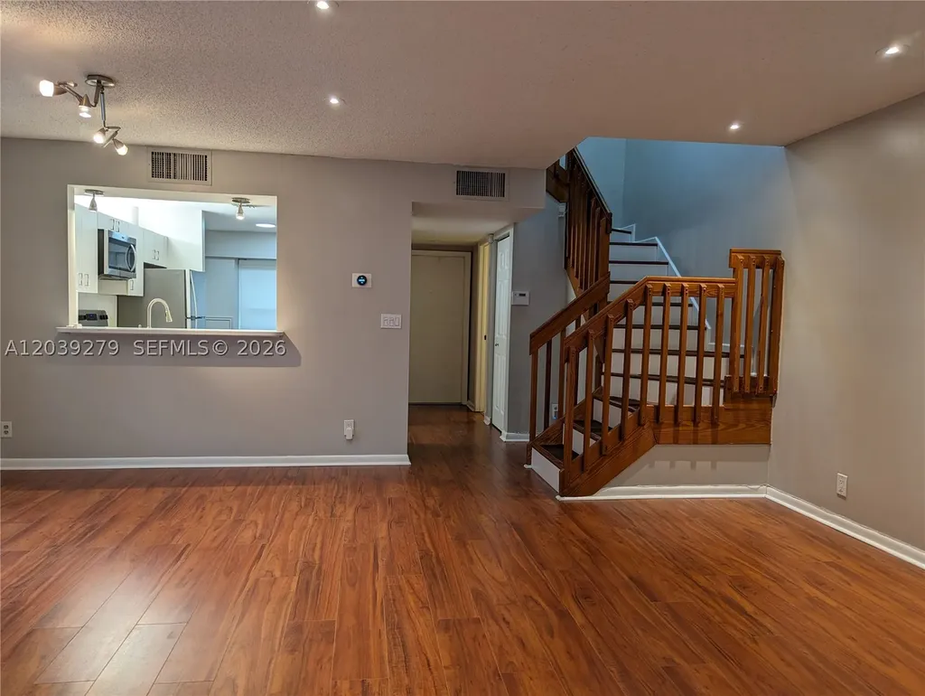 3446 Oak Drive Hollywood FL 33021