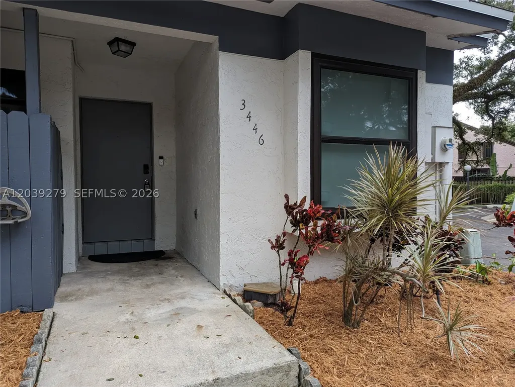 3446 Oak Drive Hollywood FL 33021