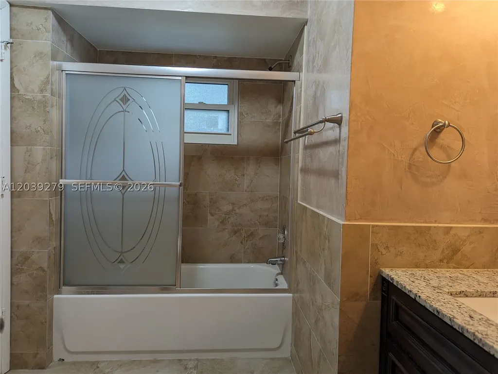 3446 Oak Drive Hollywood FL 33021