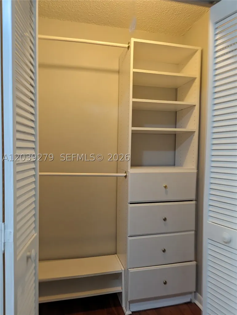 3446 Oak Drive Hollywood FL 33021