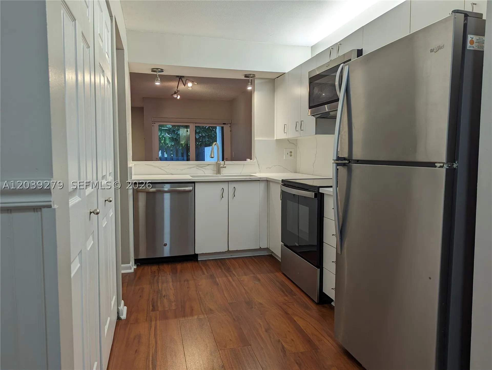 3446 Oak Drive Hollywood FL 33021