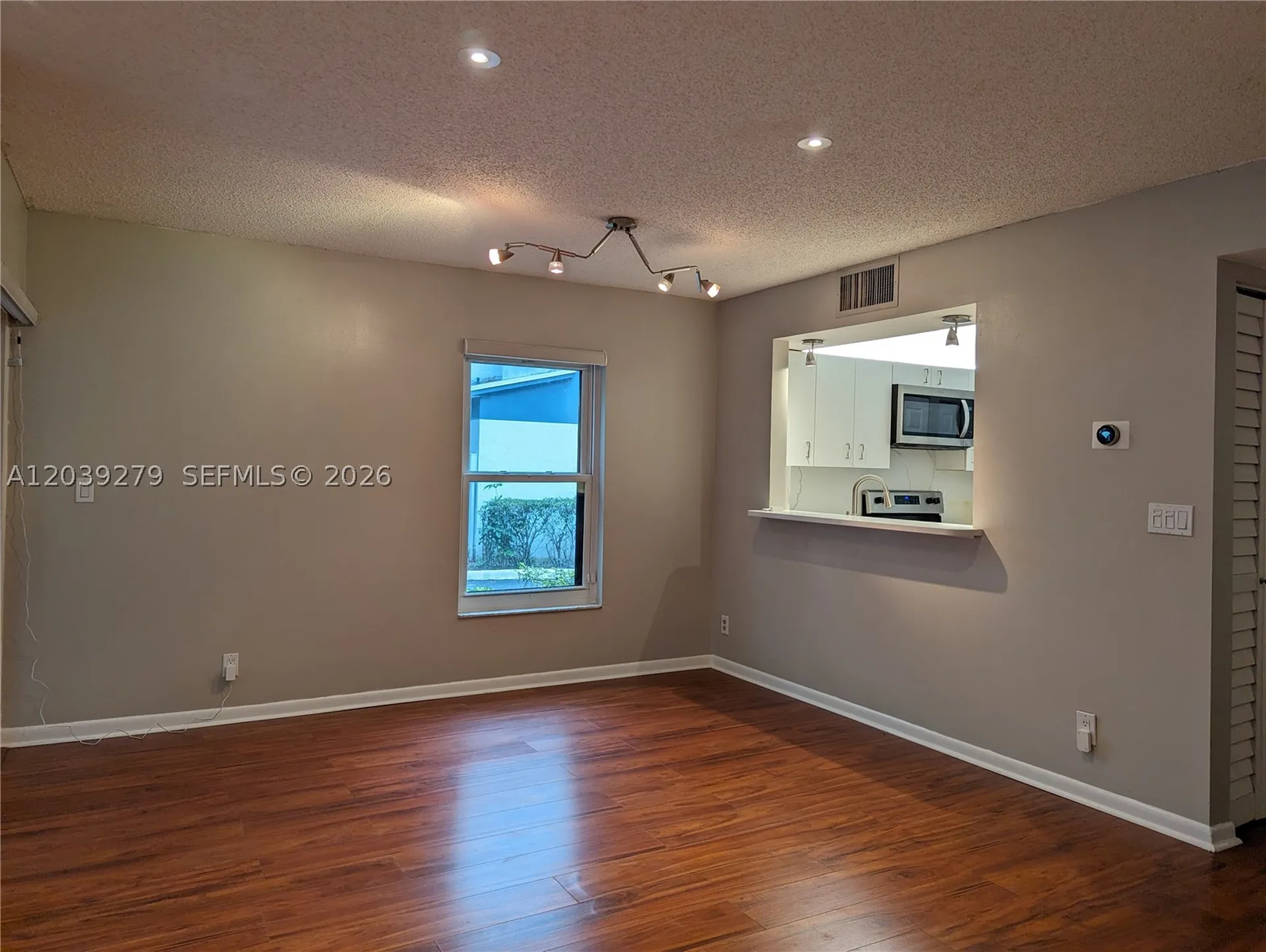 3446 Oak Drive Hollywood FL 33021