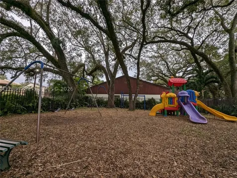 3446 Oak Drive Hollywood FL 33021