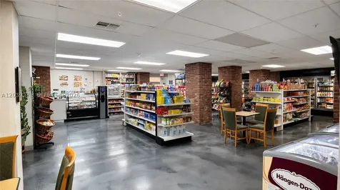 6039 Collins Avenue Miami Beach FL 33140