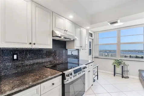 18031 Biscayne Boulevard Aventura FL 33160