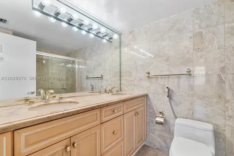 18031 Biscayne Boulevard Aventura FL 33160
