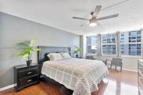 18031 Biscayne Boulevard Aventura FL 33160