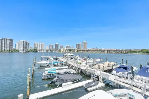 18031 Biscayne Boulevard Aventura FL 33160