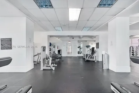 18031 Biscayne Boulevard Aventura FL 33160
