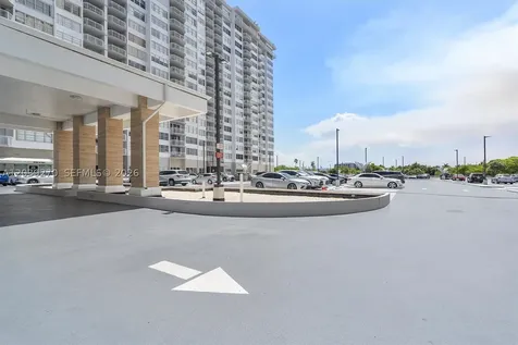 18031 Biscayne Boulevard Aventura FL 33160