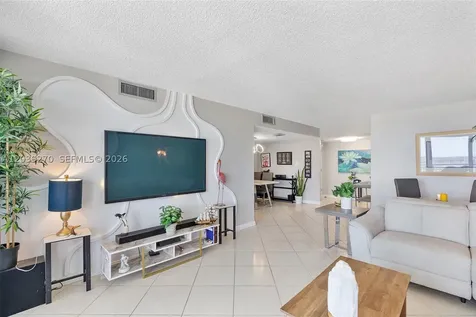 18031 Biscayne Boulevard Aventura FL 33160