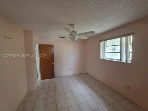 405 SE 4th Avenue Hialeah FL 33010
