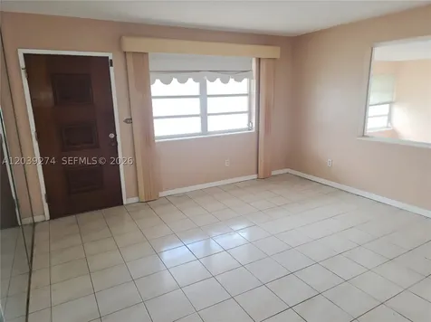 405 SE 4th Avenue Hialeah FL 33010