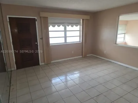 405 SE 4th Avenue Hialeah FL 33010
