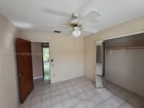 405 SE 4th Avenue Hialeah FL 33010