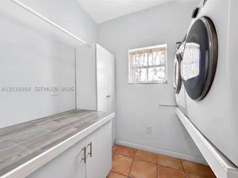 1642 SW 12th Street Miami FL 33135