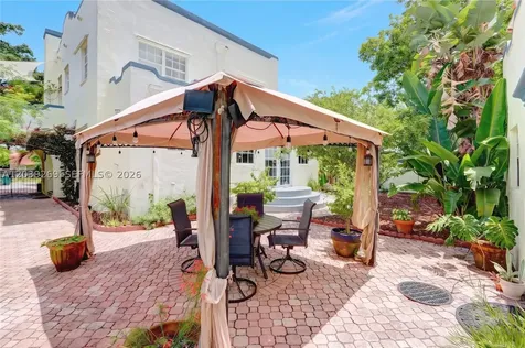 1642 SW 12th Street Miami FL 33135