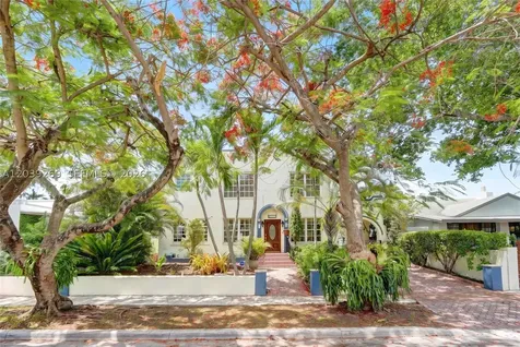 1642 SW 12th Street Miami FL 33135