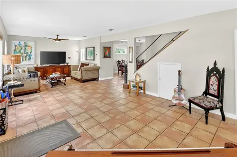 1642 SW 12th Street Miami FL 33135