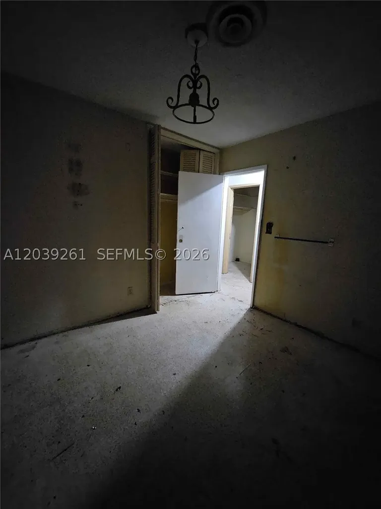 4506 Taft Street Hollywood FL 33021