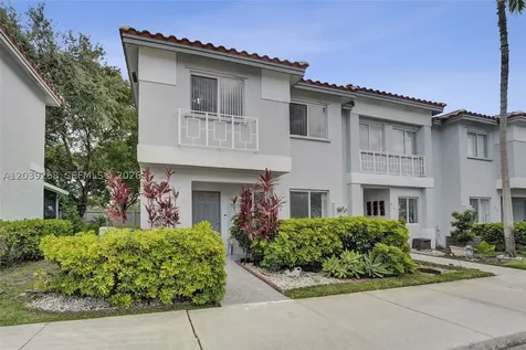 806 NW 208th Way Pembroke Pines FL 33029