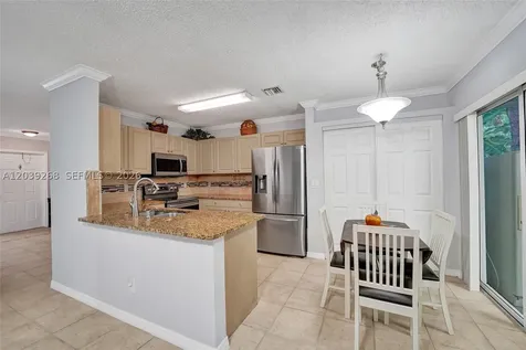 806 NW 208th Way Pembroke Pines FL 33029