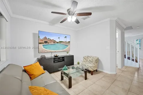 806 NW 208th Way Pembroke Pines FL 33029