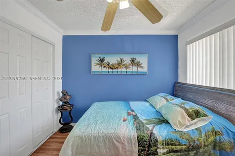 806 NW 208th Way Pembroke Pines FL 33029