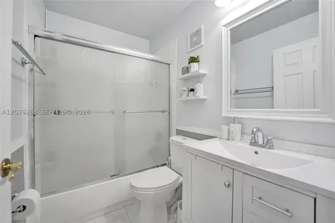 806 NW 208th Way Pembroke Pines FL 33029