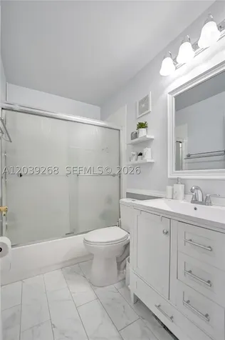 806 NW 208th Way Pembroke Pines FL 33029
