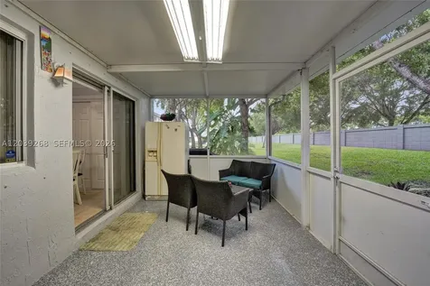 806 NW 208th Way Pembroke Pines FL 33029