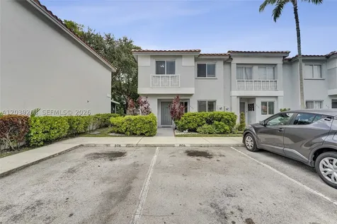 806 NW 208th Way Pembroke Pines FL 33029