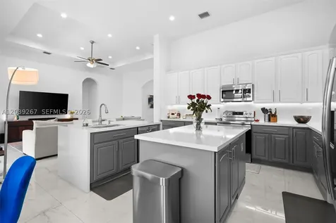 7563 SW 188th Terrace Cutler Bay FL 33157
