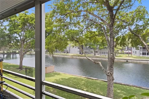 8846 W Mcnab Road Tamarac FL 33321