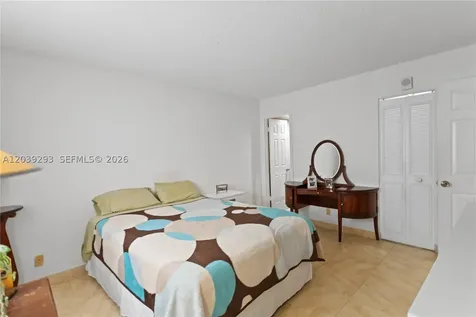 8846 W Mcnab Road Tamarac FL 33321