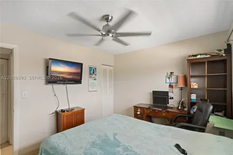 8846 W Mcnab Road Tamarac FL 33321