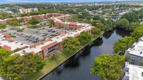 8846 W Mcnab Road Tamarac FL 33321