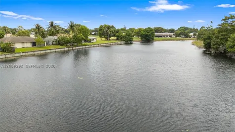 8846 W Mcnab Road Tamarac FL 33321