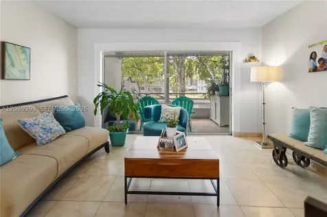 8846 W Mcnab Road Tamarac FL 33321