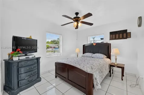 15535 NW 27th Place Miami Gardens FL 33054