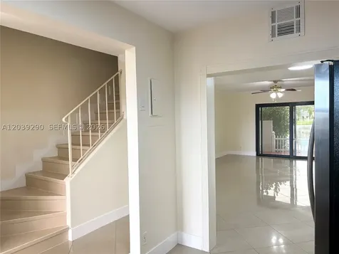 1606 NW 90th Way Pembroke Pines FL 33024