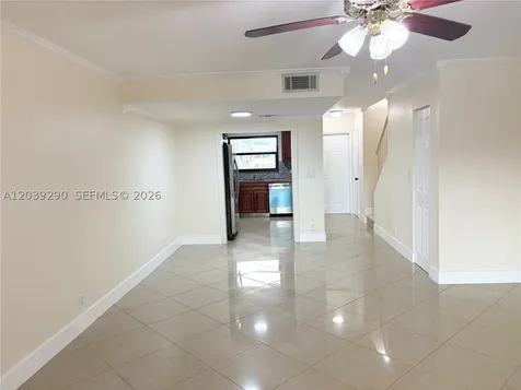 1606 NW 90th Way Pembroke Pines FL 33024