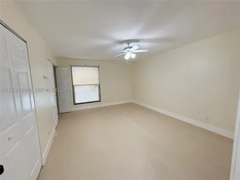 1606 NW 90th Way Pembroke Pines FL 33024