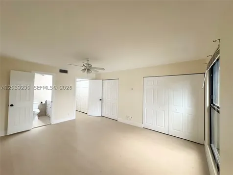 1606 NW 90th Way Pembroke Pines FL 33024