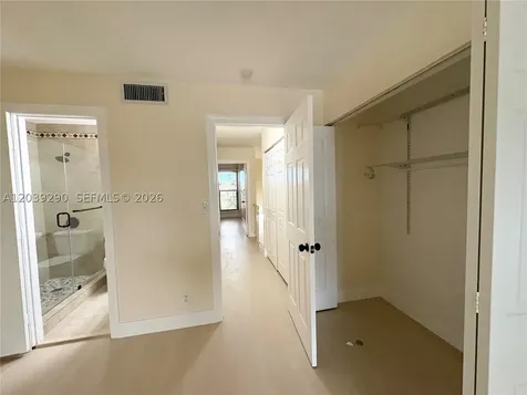 1606 NW 90th Way Pembroke Pines FL 33024